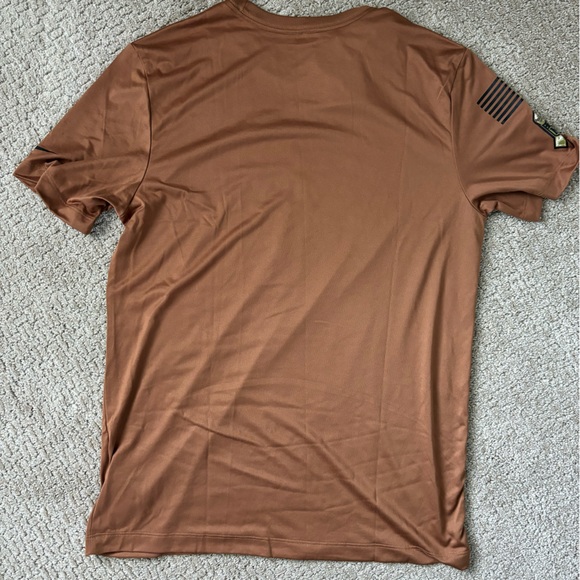 NWT Men’s size M Nike Dry Fit Vikings solute veterans shirt. - Picture 2 of 4